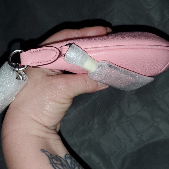 Authentic Coach Mini Peyton Bag - Picture 8 of 13